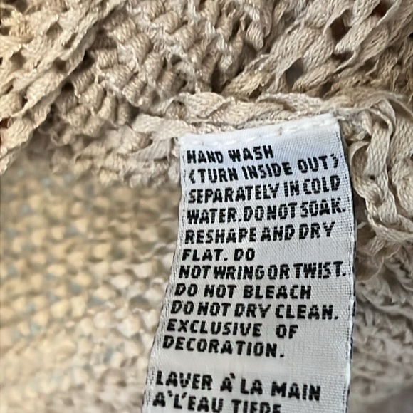 Neutral Color Sweater Great Condition - Picture 6 of 8